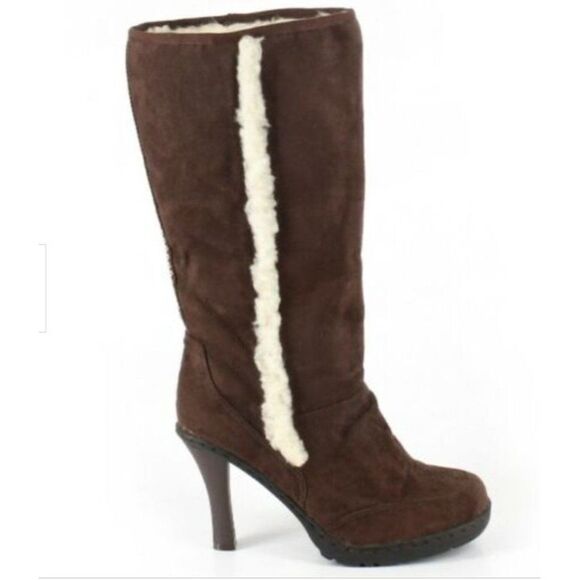 Bakers Eskimo Women's‎ Heeled Suede Boots with Shearling Fur Accents Size 6 - Picture 1 of 8